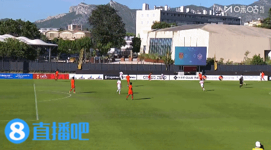 U19国足土伦杯收官战0-3负突尼斯 武之程失误杨展彭两黄离场 U19国足土伦杯收官战0-3负突尼斯 武之程失误杨展彭两黄离场