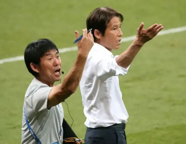 森保一按部就班哲学:从0-2到2-2,日本足球的传承与执行 森保一按部就班哲学:从0-2到2-2,日本足球的传承与执行