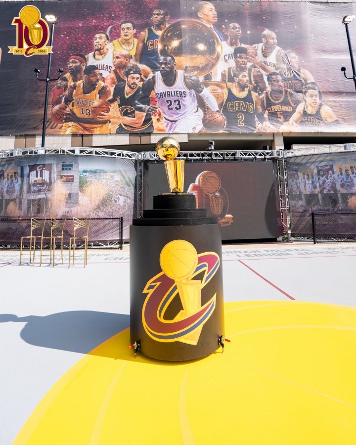 十载回响:克利夫兰纪念2016年NBA总冠军,1-3逆转成永恒 十载回响:克利夫兰纪念2016年NBA总冠军,1-3逆转成永恒
