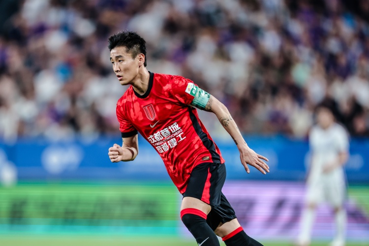 足协杯五佳球:韦世豪任意球居首 泽卡奔袭入选
