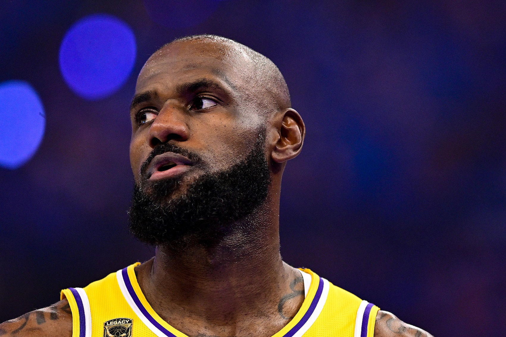 ESPN名记：湖人出售时机非詹姆斯选择76人主因 篮球考量占主导