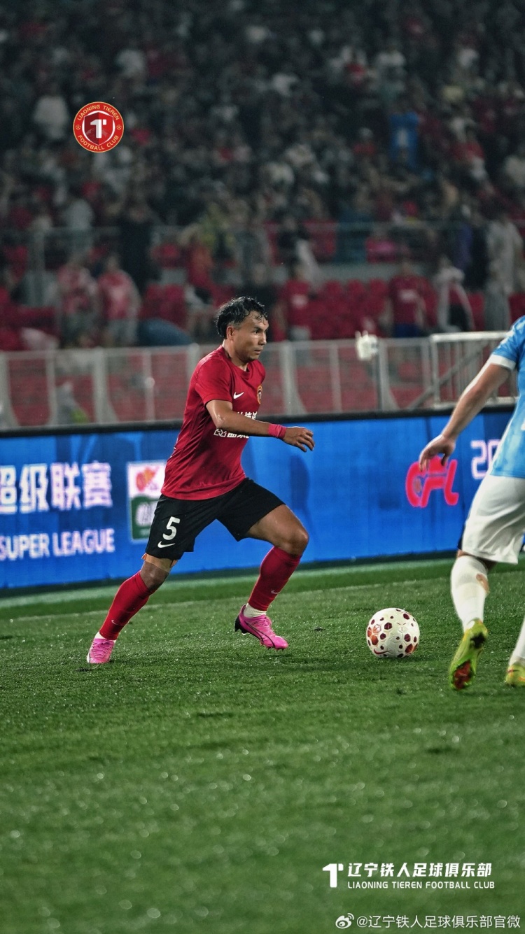 辽宁铁人1-2深圳新鹏城 姜至鹏角球绝杀逆转