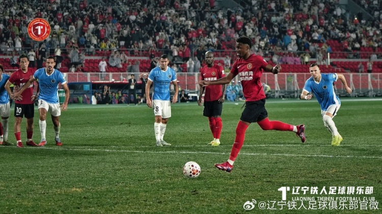 辽宁铁人1-2深圳新鹏城 姜至鹏角球绝杀逆转