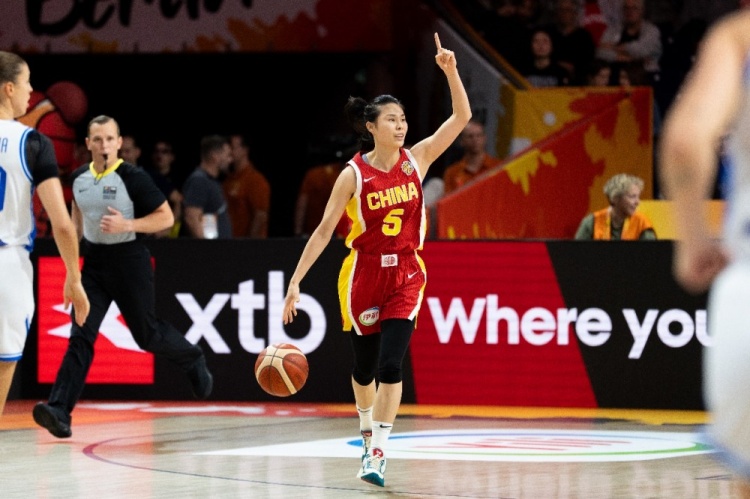 9月8日体坛看点:中国女篮锁定小组第二 前曼城恶汉被羁押 9月8日体坛看点:中国女篮锁定小组第二 前曼城恶汉被羁押