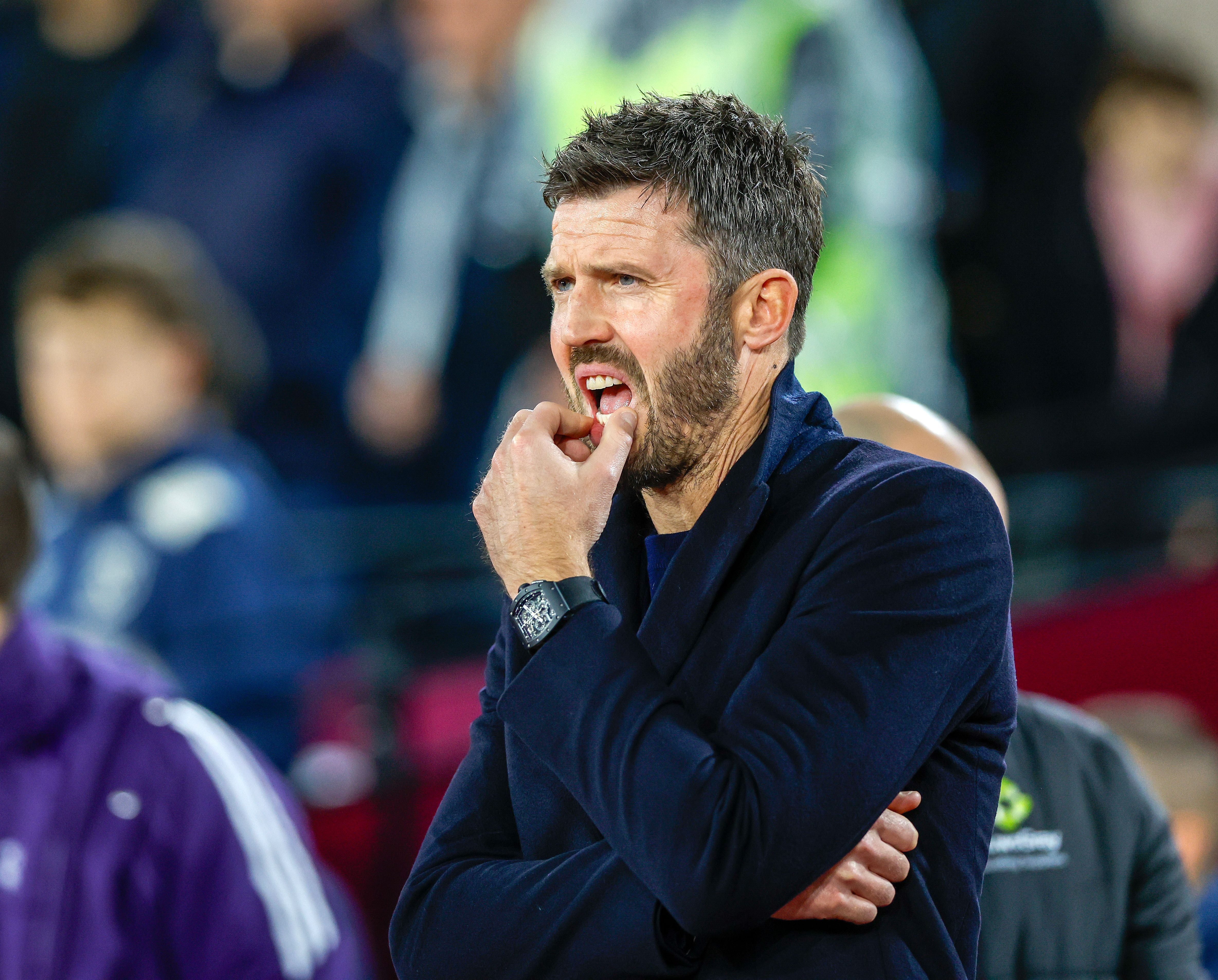 邮报：曼联现状不完全是卡里克的问题，高管才是始作俑者